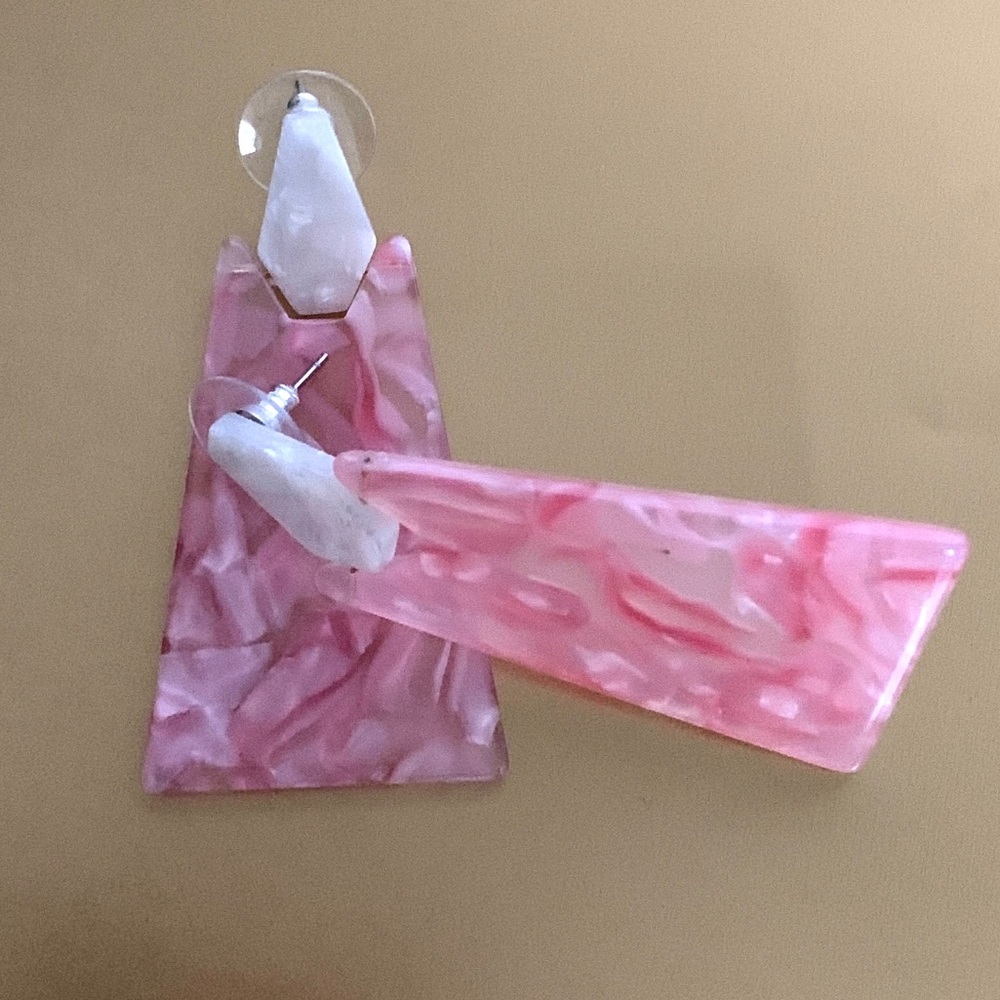 NEW Sheer Pink Drop Earrings NEW NWT
